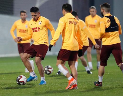 Galatasaray'da Tuzlaspor maçı öncesi son dakika