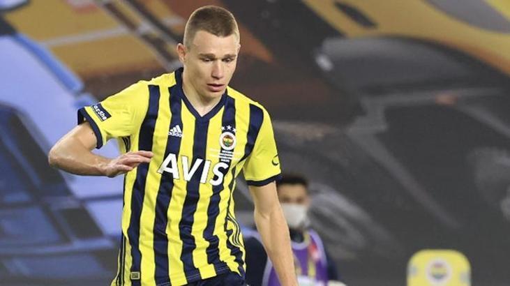 Fenerbahçe 8. kez farklı stoper tandemi ile oynadı