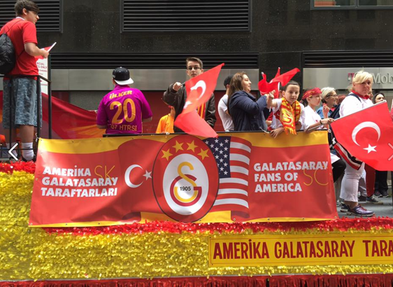 New York'ta Türkler'in ayak sesleri!
