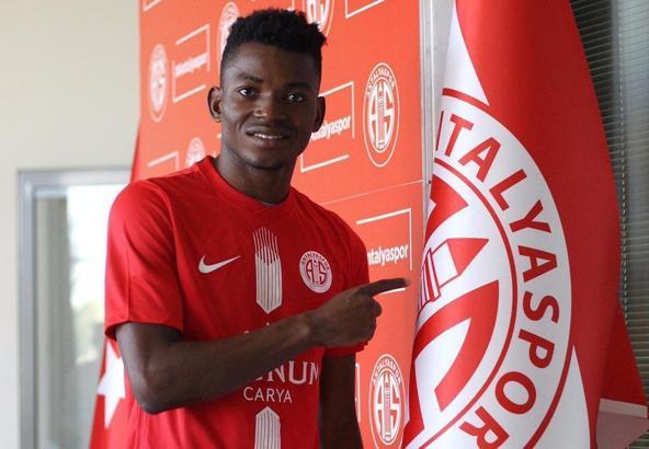 Antalyaspor, Sporting Lizbon'dan Gelson Dala'yı kiraladı