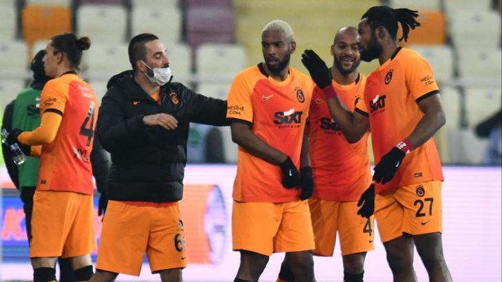 Galatasaray'da futbolcuların ilk yarı performansı