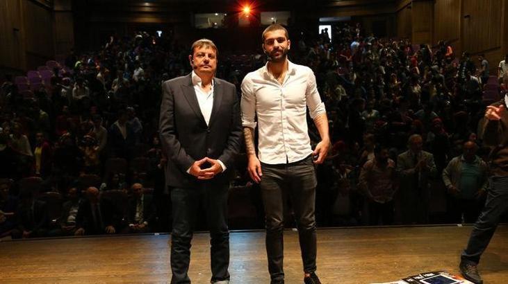 Ergin Ataman: Euroleague'i de kazanmak istiyoruz
