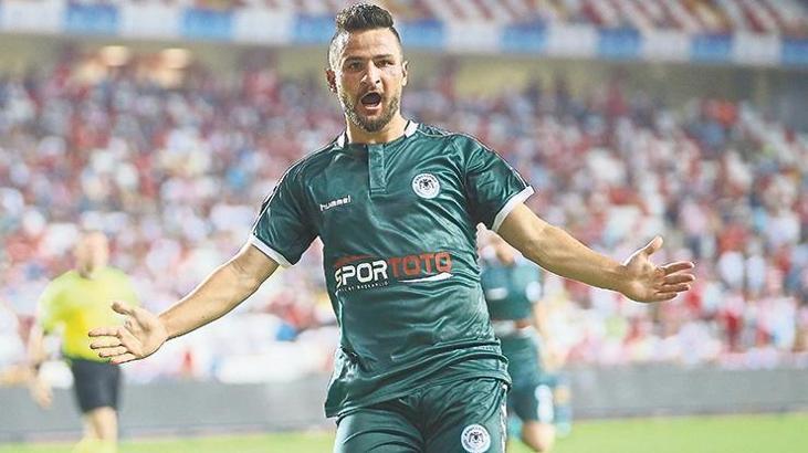 Ömer Ali Şahiner Başakşehir'e transfer oldu