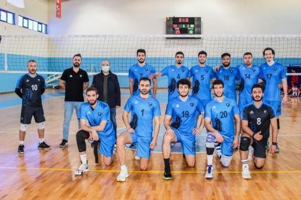 Karacabey Belediyespor voleybolda tam gaz