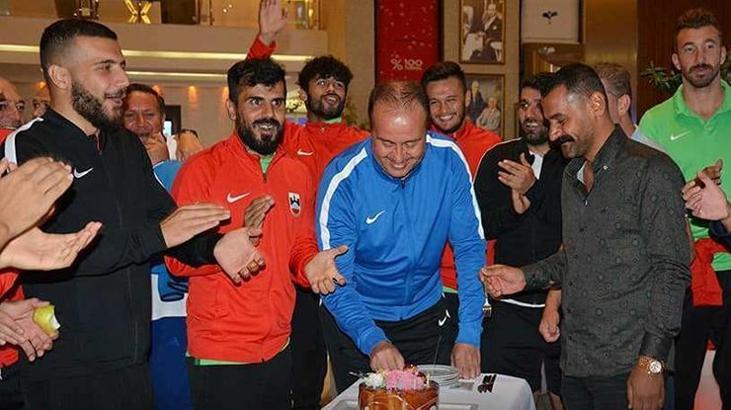 Diyarbekirspor'da doğum günü kutlaması