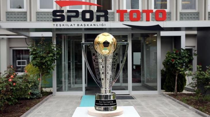 Şampiyonluk kupasının tanıtımı!