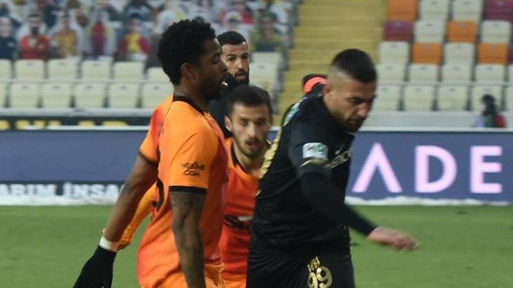 Golün pası joker Donk'tan