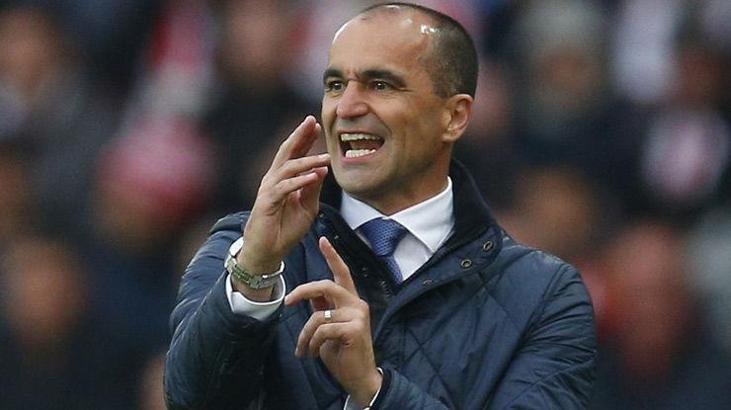 Everton, Roberto Matinez'in görevine son verdi