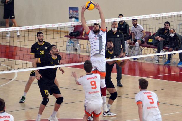 Melikgazi Belediye-Konya Büyükşehir Belediye maç sonucu: 1-3