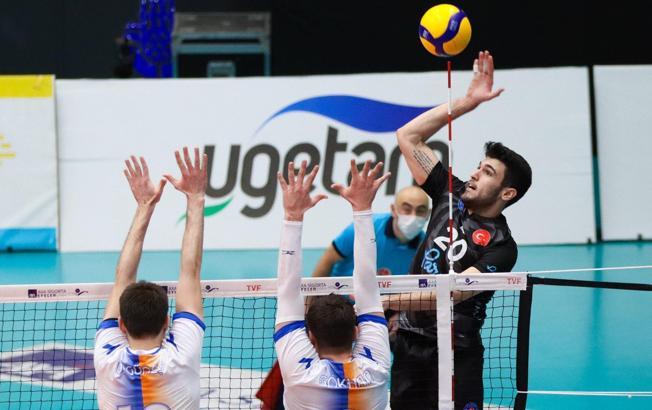 İstanbul Büyükşehir Belediyespor-Halkbank maç sonucu: 0-3