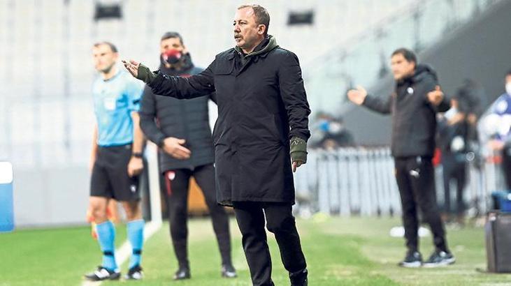 Sergen Yalçın'dan transfer açıklaması