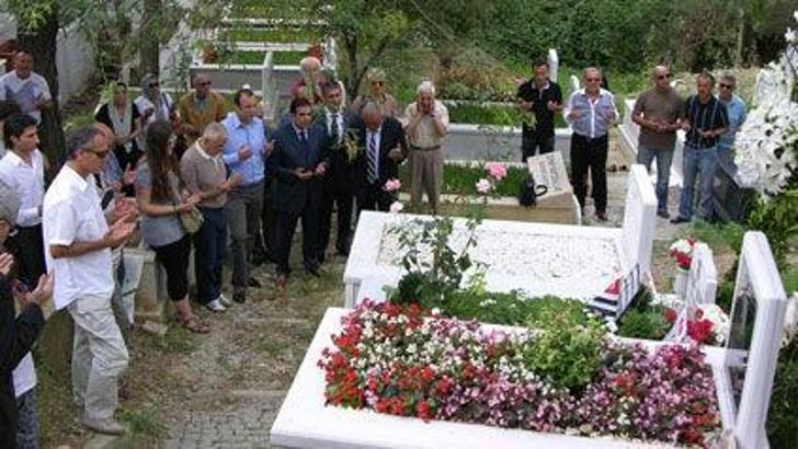 Vedat Okyar anıldı