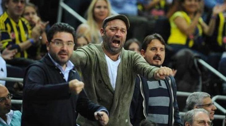 Mesut Komiser 'Odunu verdi!'