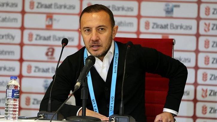 Adana Demirspor Teknik Direktörü Cüneyt Dumlupınar mağlubiyetten üzgün