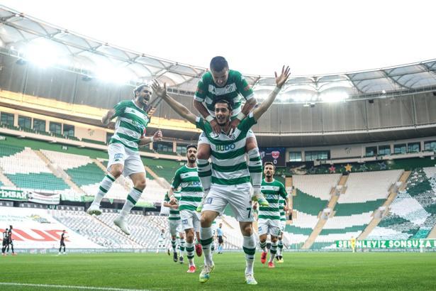 Bursaspor kritik dönemeçte