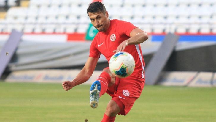 Adis Jahovic, penaltılardan attığı gollerle