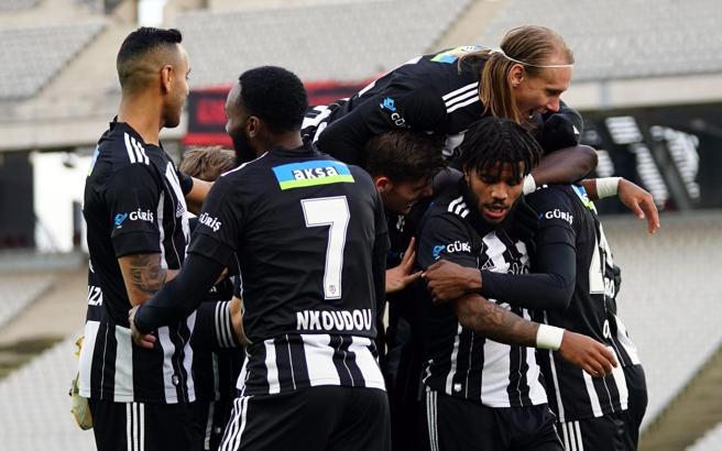 Lider Beşiktaş ilk yarının son sınavında