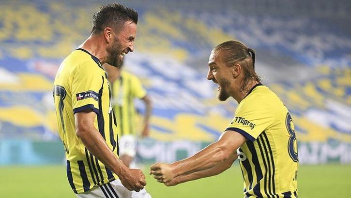Fenerbahçe'de Gökhan ve Caner geri dönüyor