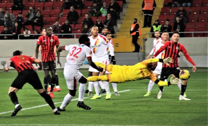 Göztepe'de hedef önce tur, sonra Galatasaray