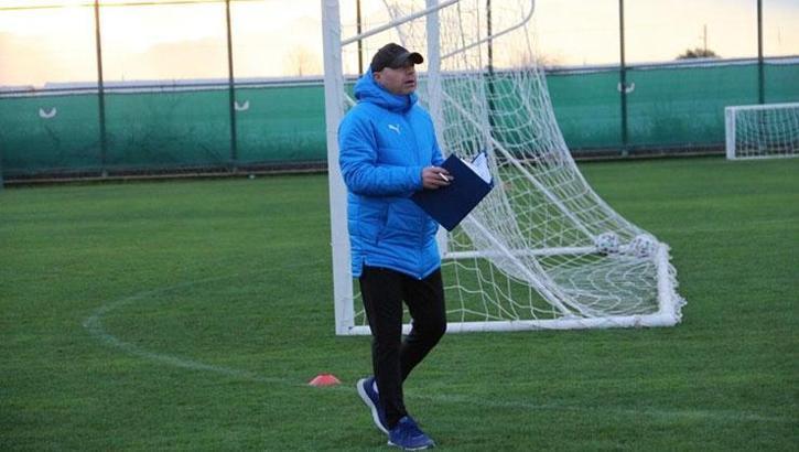 Sivas Belediyespor Teknik Direktörü Özer Karadaş: Üst sıralardaki iddiamızı sürdürmek istiyoruz