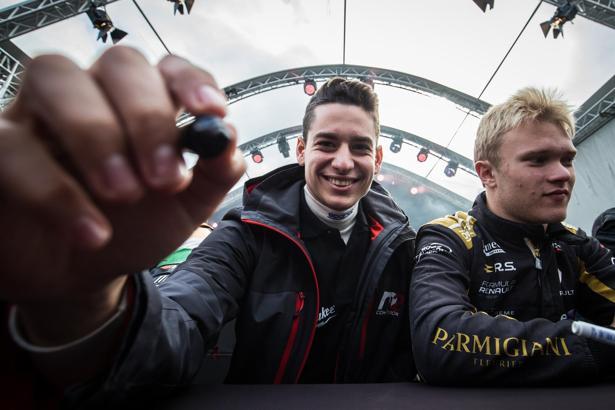 Sanal pistlerden gerçek piste! Cem Bölükbaşı Formula 3'te