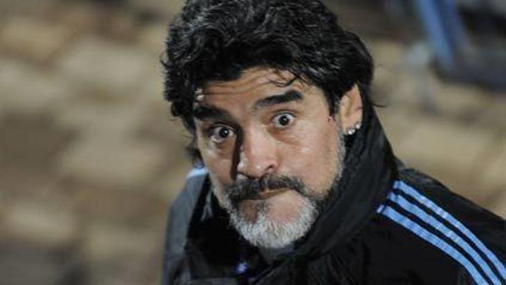 Maradona'yla 4 yıl daha