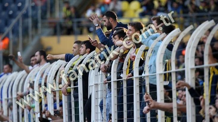 Fenerbahçe tribünlerinden Trabzon'a gönderme