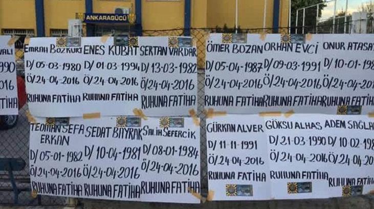 Ankaragücü taraftarı, oyuncuların mezar taşını yaptı