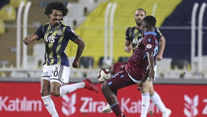 Luiz Gustavo'nun savunma şanssızlığı!