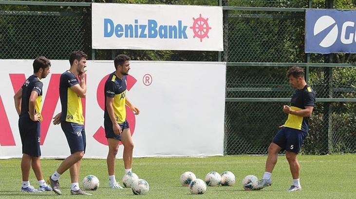 Emre Belözoğlu: Çocuklar, dersimiz şut