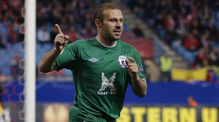 Gökdeniz Karadeniz: O forma yere bırakılmaz