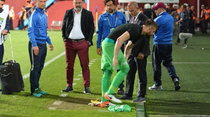 Gökdeniz Karadeniz: O forma yere bırakılmaz!