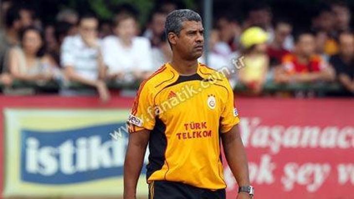 Rijkaard'a yeni tercüman