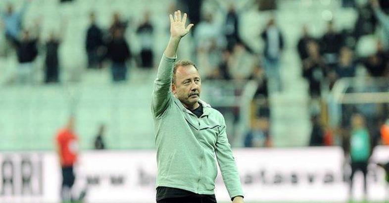 Beşiktaş taraftarı Sergen Yalçın'ı istiyor
