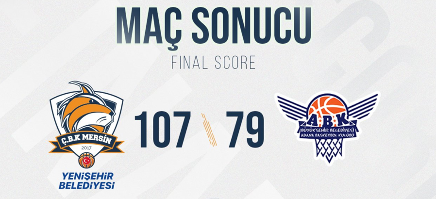 Kadın basketbolcular, öğrenciler için karşı karşıya geldi