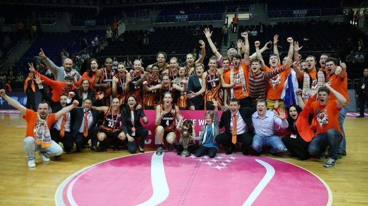 Nadezhda 69-73 UMMC Ekaterinburg