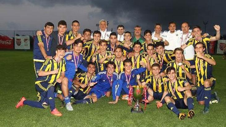 Elit U17 Ligi'nde şampiyon Fenerbahçe