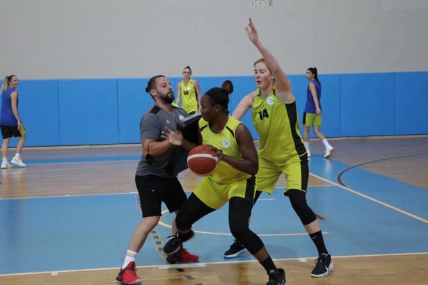 İzmit'in Perileri yeni sezona iddialı giriyor