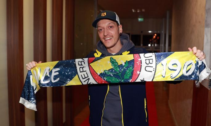 Mesut Özil'in muhteşem rekoru! Fenerbahçe'nin yeni transferi
