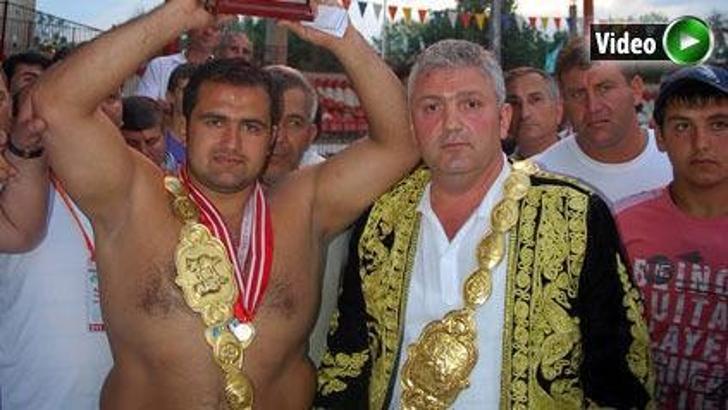 Yeni pehlivan Mehmet Yeşil Yeşil
