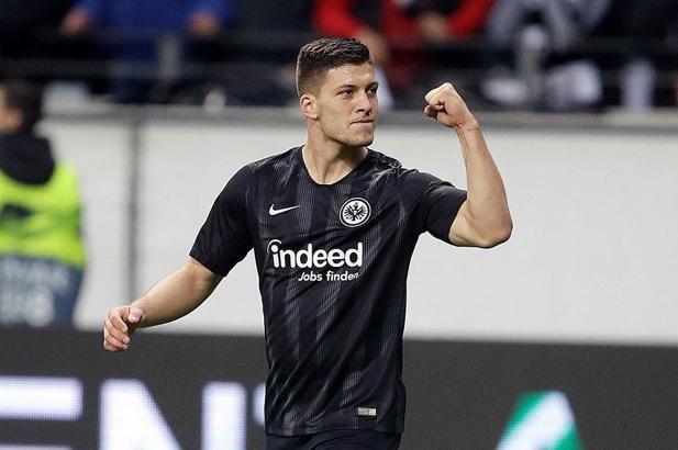 Luka Jovic yeniden Eintracht Frankfurt'ta