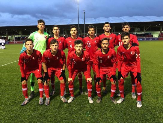 U15 Milli Takımı, İngiltere'yi 6-3 yendi