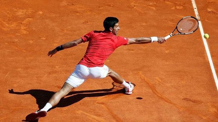 Djokovic 2. turda elendi