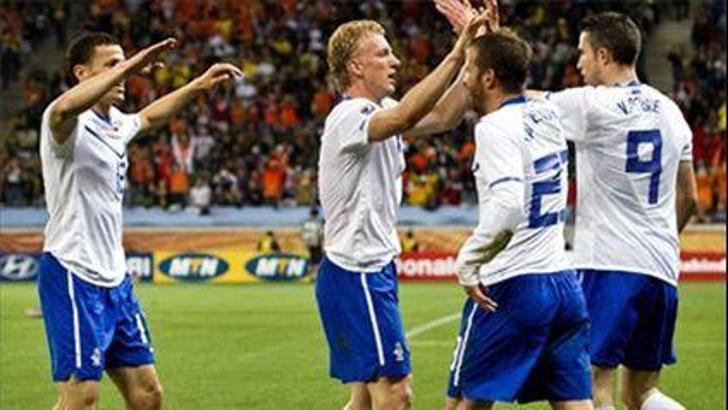 Hollanda'nın keyfi yerinde: 1-2
