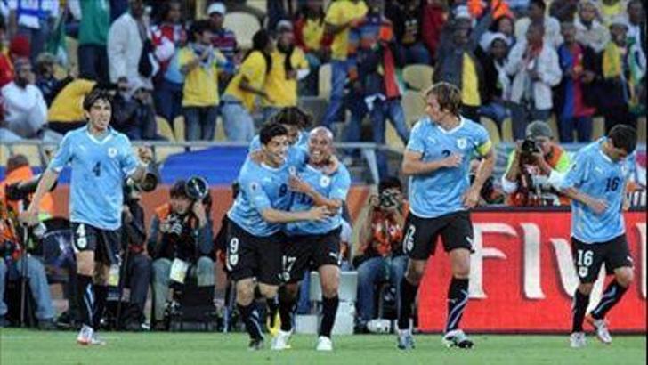 Zirvenin tek hakimi Uruguay: 0-1