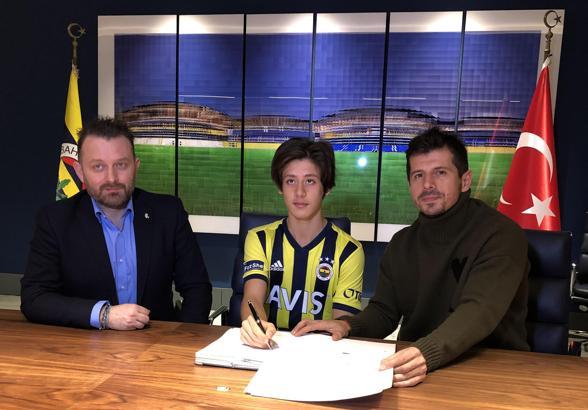 Fenerbahçe, Arda Güler ile sözleşme imzaladı