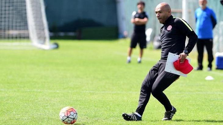 Antalyaspor Teknik Direktörü Morais: