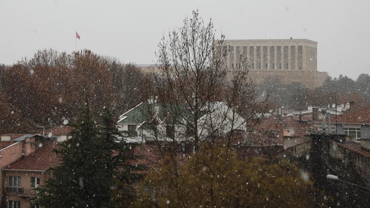 Son dakika! Ankara'da etkili kar yağışı!