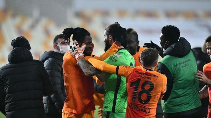 8 penaltının atıldığı maçta Galatasaray kupada çeyrek finale yükseldi