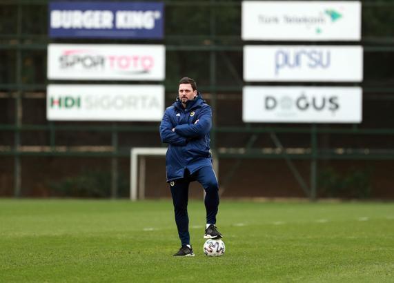 Fenerbahçe'de rakibe göre taktik